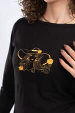 EMBROIDERY -princess Long Sleeve Round Neck Top