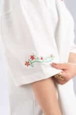 EMBROIDERY FLOWERS -T-Shirt Oversized - Image 2