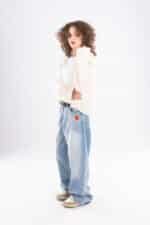 EMBROIDERY -JEANS -FLOWERS - Image 3
