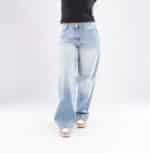 Light blue wide-leg jeans for women with relaxed fit – Il Viaggio fashion clothing
